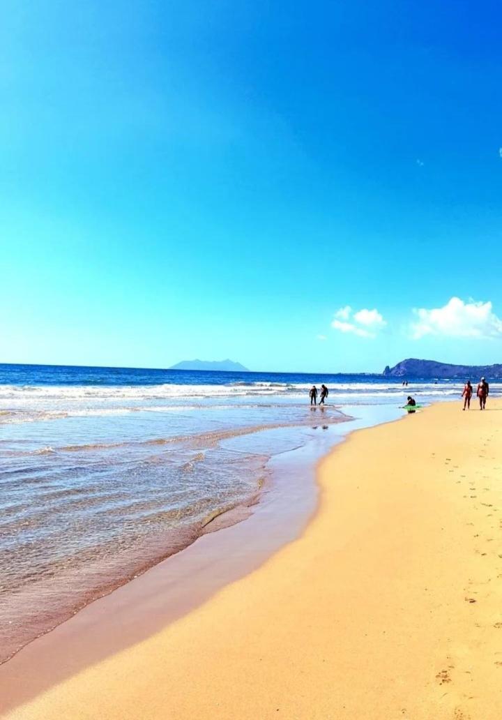 Casa Vacanza, Vacanties Domina Villa Fondi Bagian luar foto